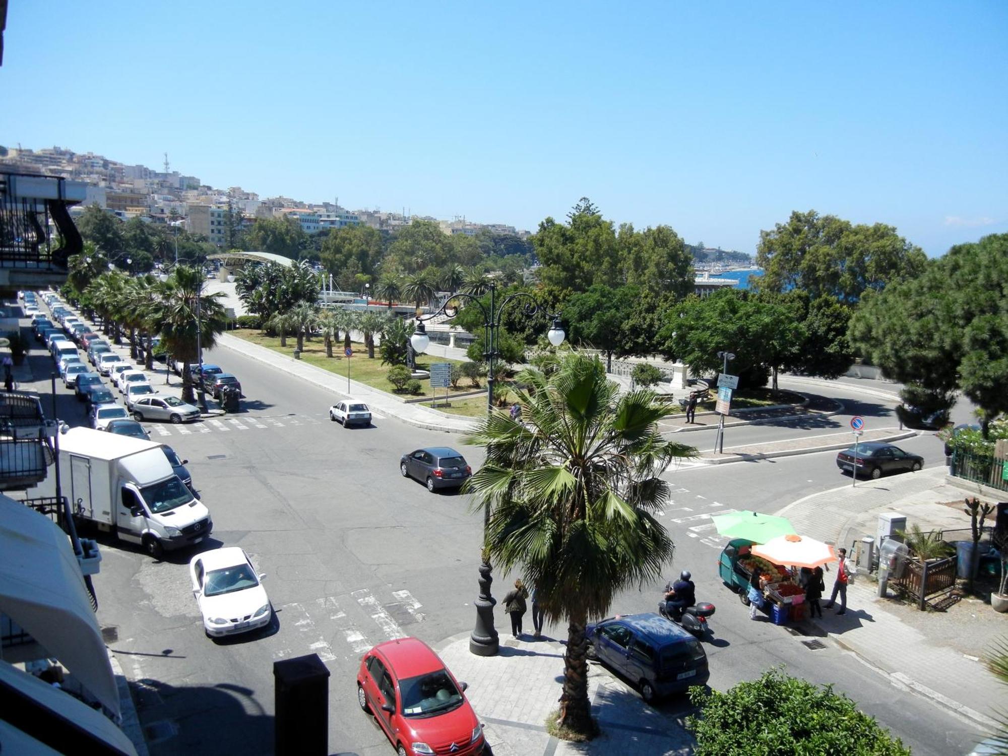 B&B La Pineta Reggio di Calabria Kültér fotó